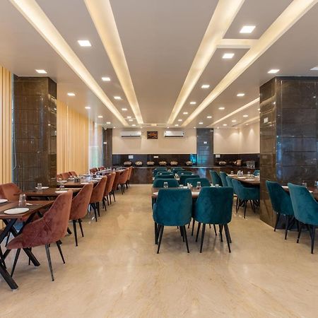 Hotel Vivaan Regency Haridwār Екстериор снимка